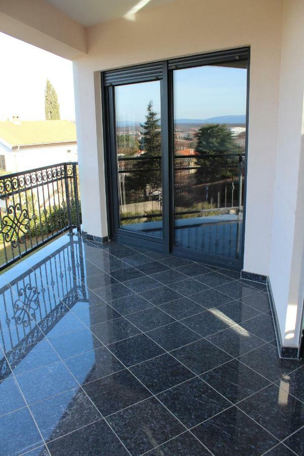Villa Antunovic Malinska Ngoại thất bức ảnh